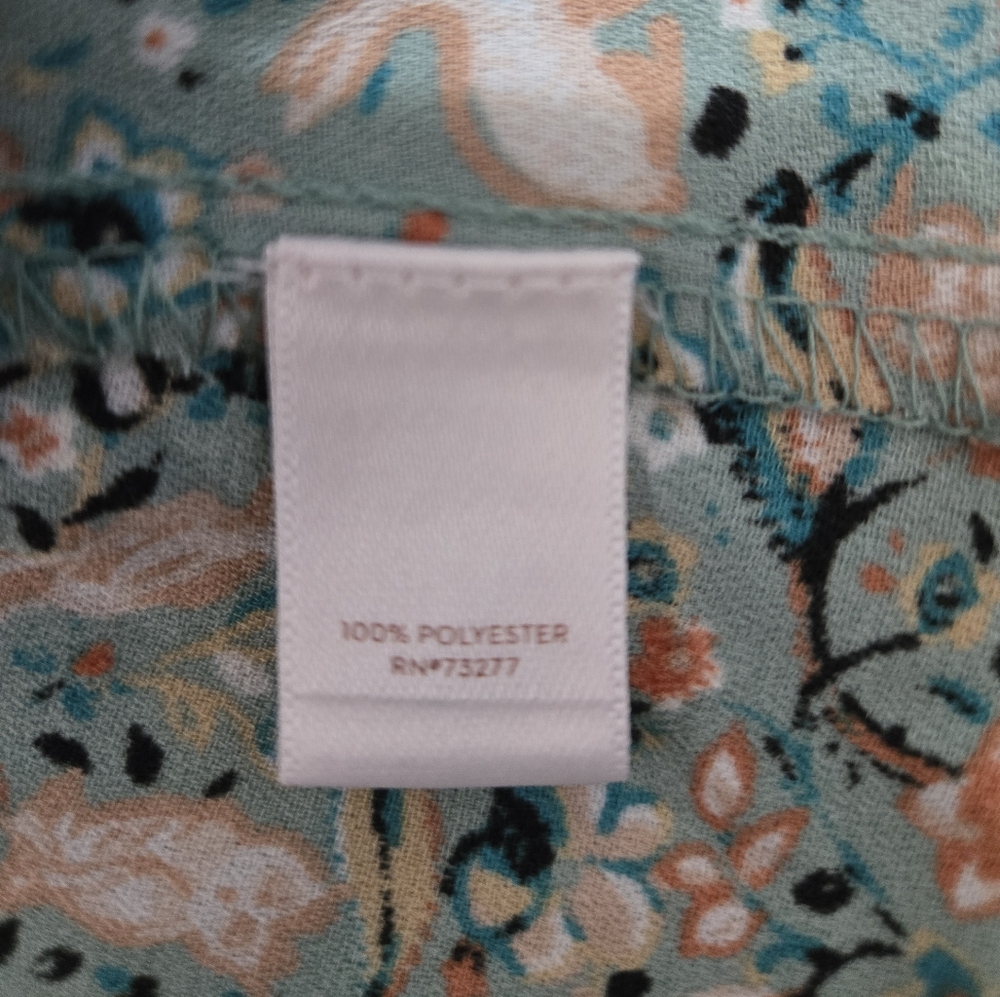 LC Lauren Conrad Sage Green Boho Blouse with Floral Spring Print Size XXL - Picture 11 of 14